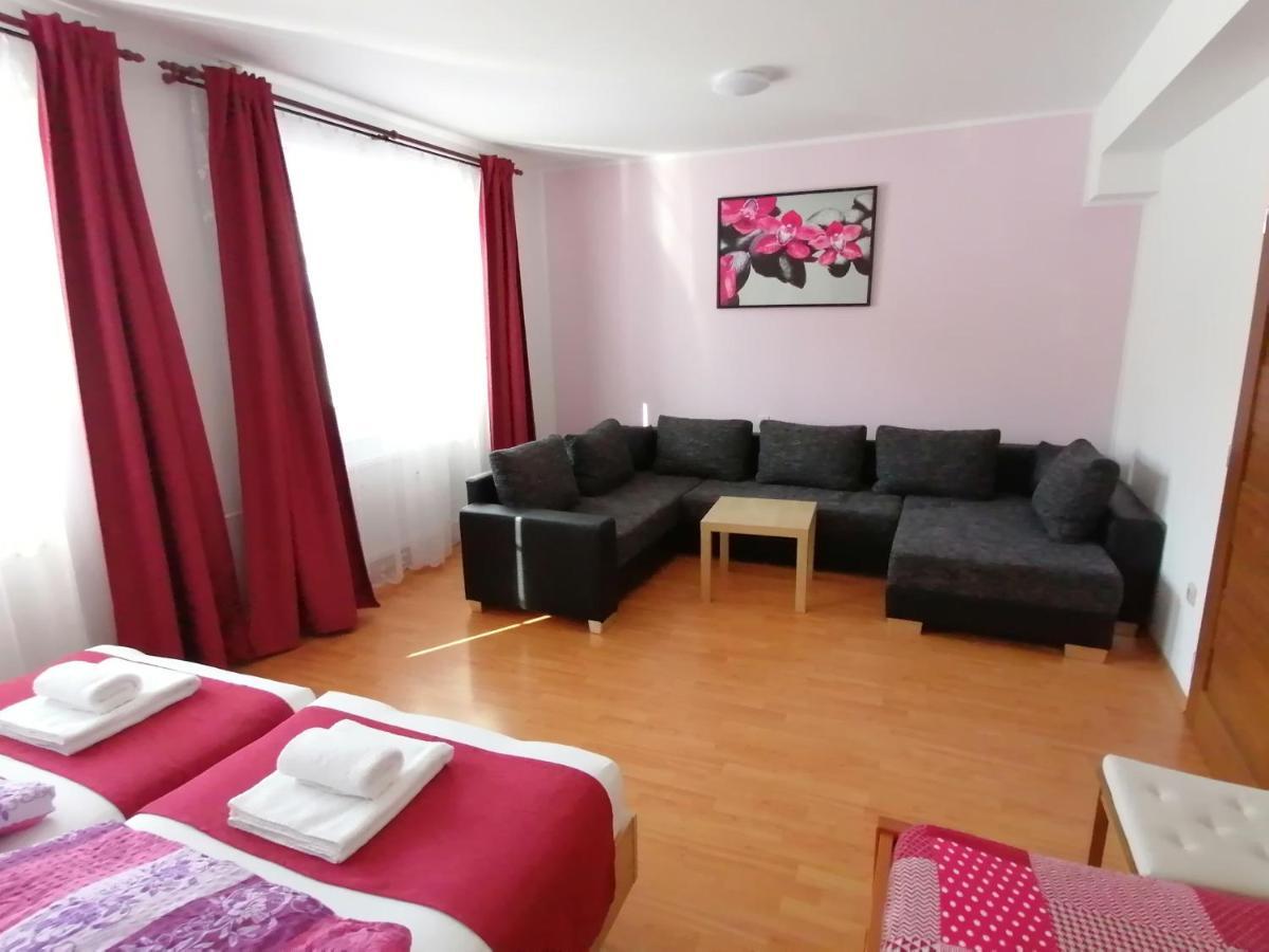 Ubytovani Na Spaciru Mikulov Ngoại thất bức ảnh